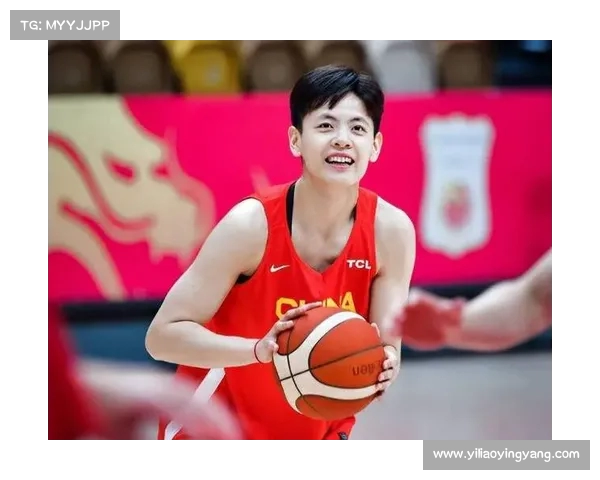 杨舒予热身赛6场砍76分成得分王 完美蜕变成女篮新核心 杨舒予热身赛6场砍76分成得分王 完美蜕变成女篮新核心